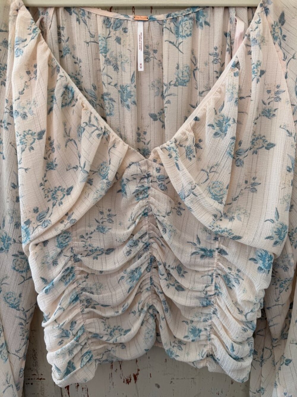 FREE PEOPLE FINAL ROSE RUCHED PRINT BLOUSE - Picture 8 of 9